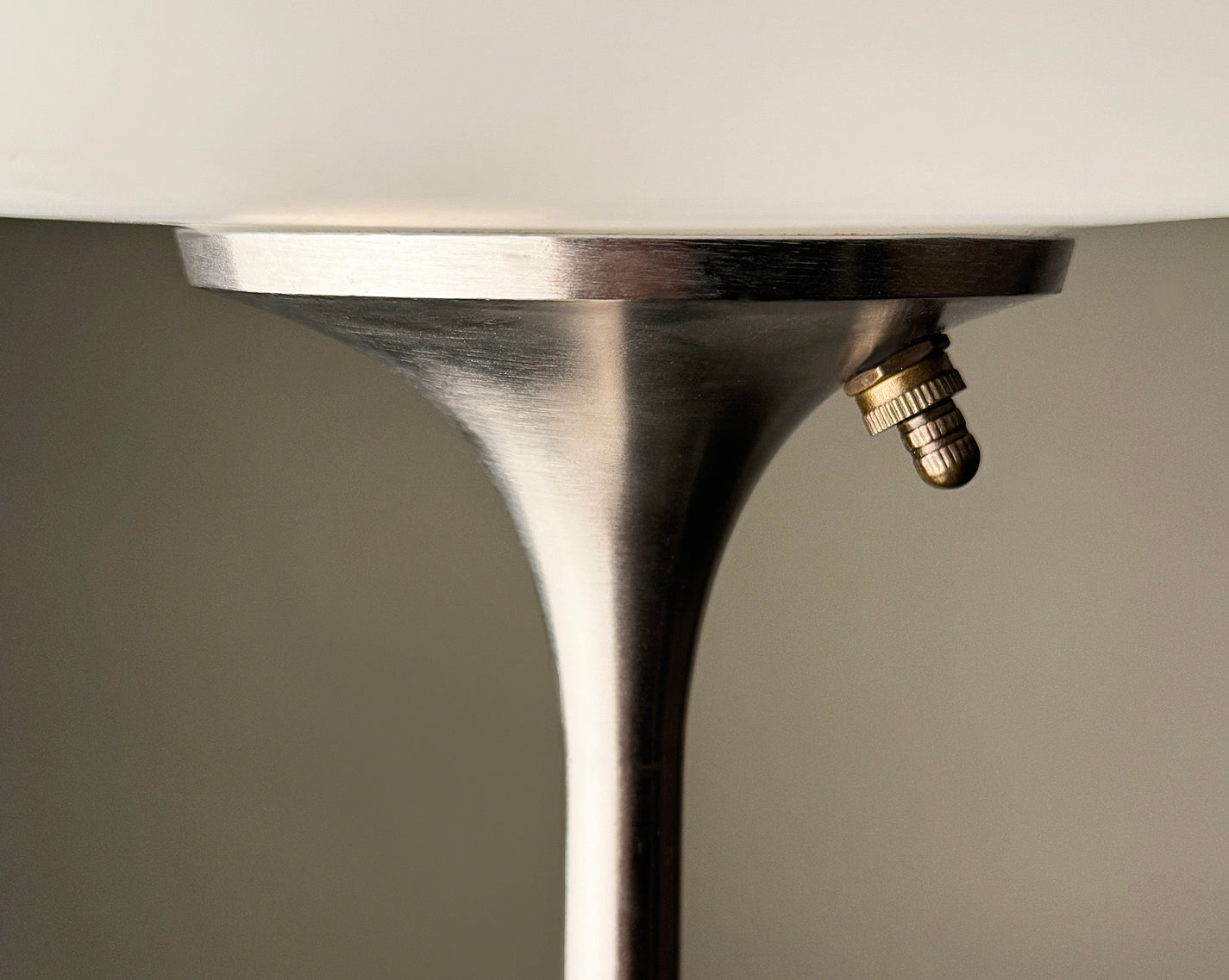 Short Stemlite Table Lamp in Brushed Nickel