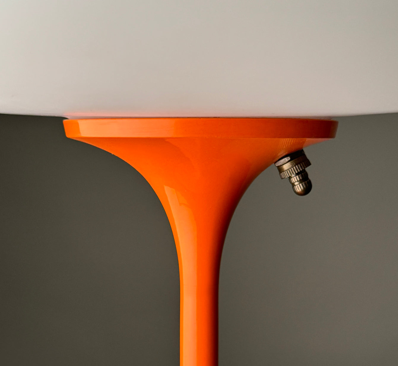 Short Stemlite Table Lamp in Sunset Orange